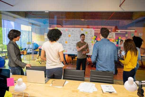 1676442329176391.jpeg istockphoto-1332176237-612x612-w769.jpeg