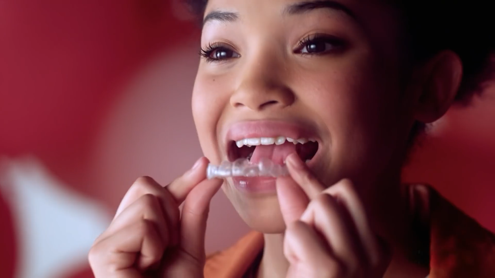 1688090748949708.png Transforming smiles, changing lives | Invisalign - The clear alternative to braces-0007.png