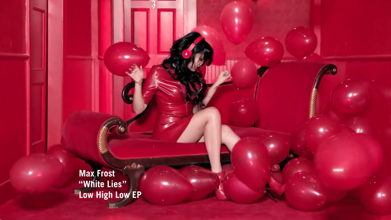1690772472214398.png Beats by Dre Color Solo Commercial_2015年9月28日 下午4.50.32.png